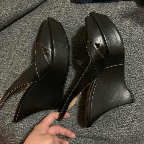 PRADA Platform - Picture 5 of 5